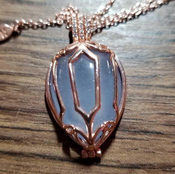 Jewelry - BLUE QUARTZ NECKLACE